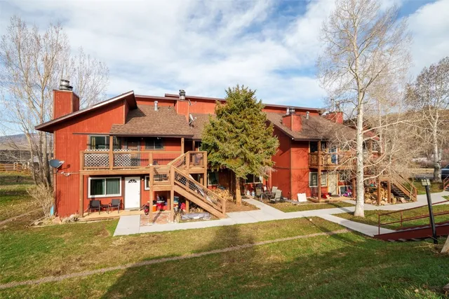 front view of house with a yard