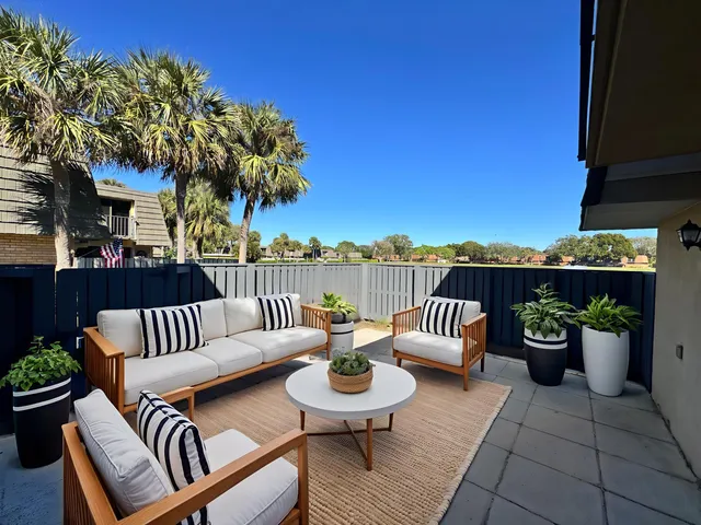 $2,100 | 1014 10th Way, West Palm Beach, FL 33407