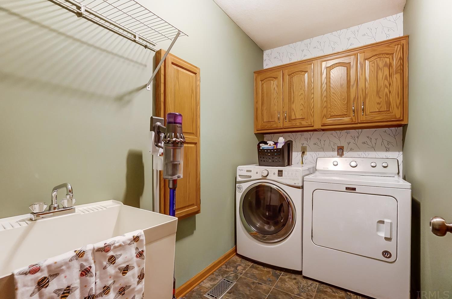 119 Estero Road Fort Wayne, IN 46845 - Photo 11 of 36 Gallery Image 11