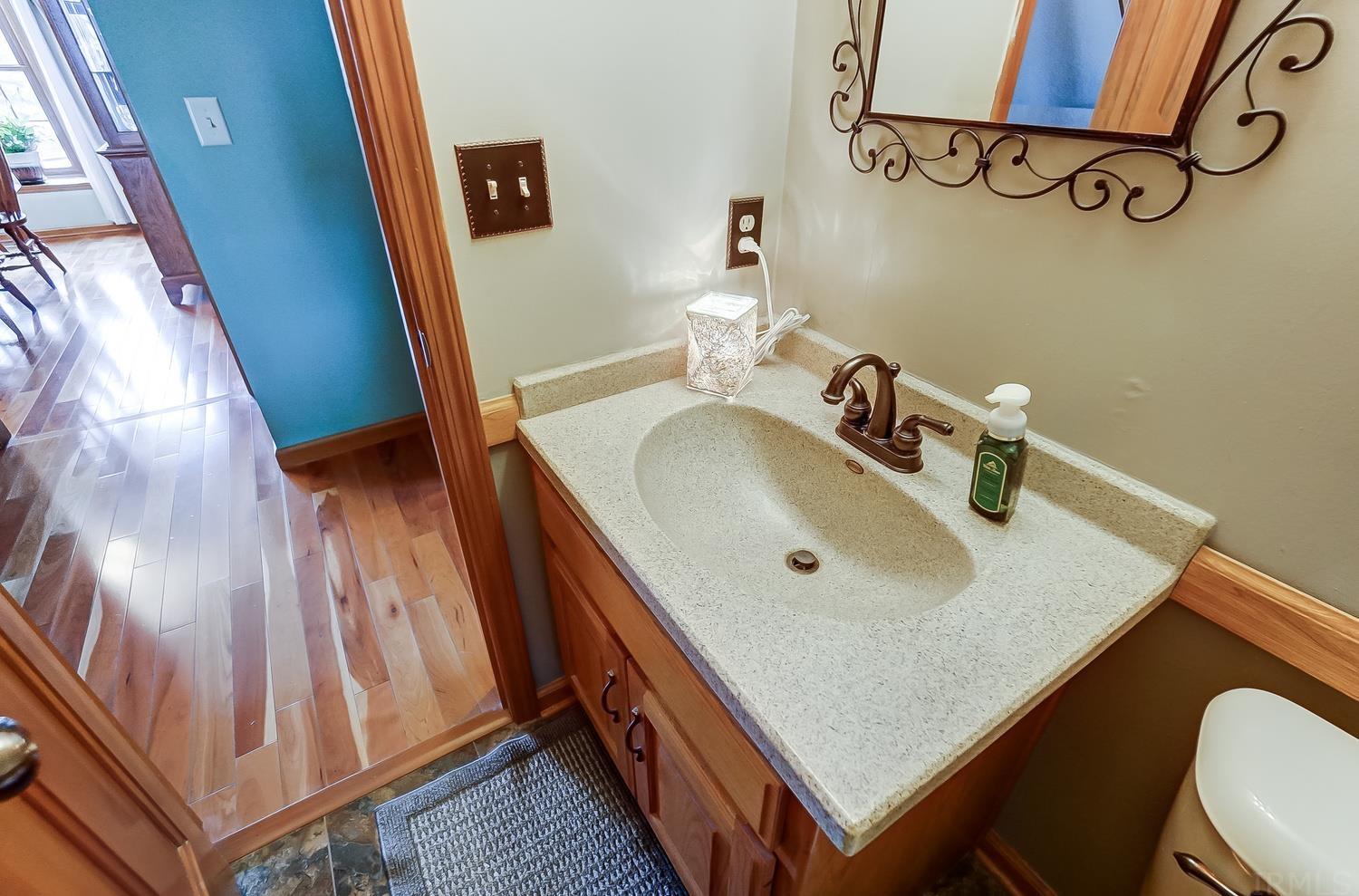 119 Estero Road Fort Wayne, IN 46845 - Photo 12 of 36 Gallery Image 12