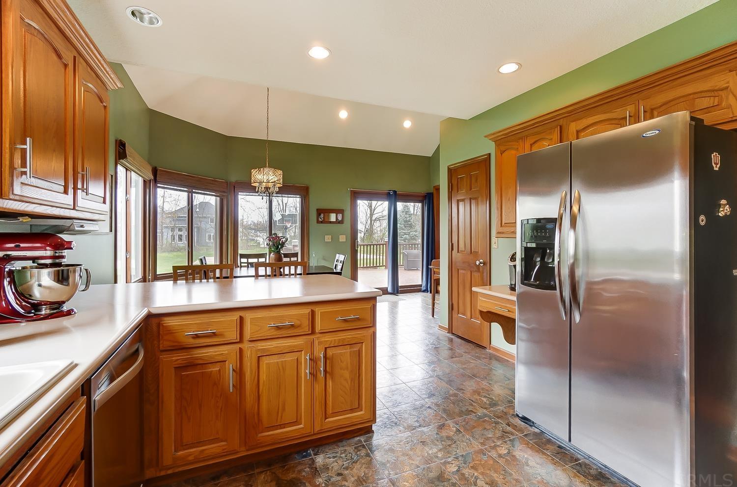 119 Estero Road Fort Wayne, IN 46845 - Photo 10 of 36 Gallery Image 10