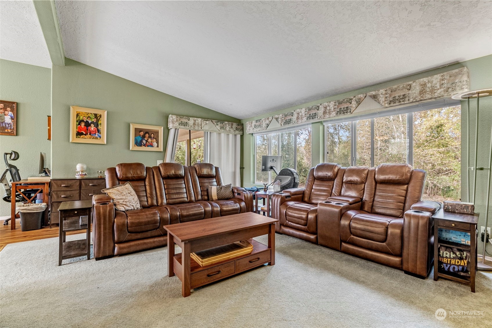 6100 Willow Grove Road Longview, WA 98632 - Photo 4 of 35 a living room with furniture and large windows