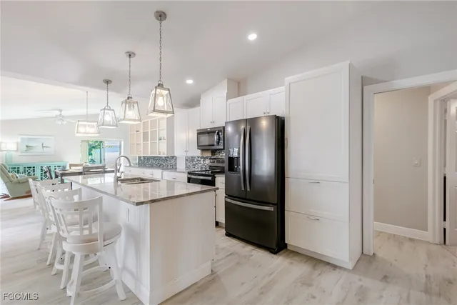 $735,000 | 2308 Everest Parkway, Cape Coral, FL 33904