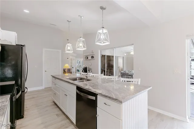 $735,000 | 2308 Everest Parkway, Cape Coral, FL 33904