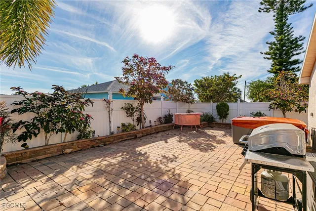 $735,000 | 2308 Everest Parkway, Cape Coral, FL 33904