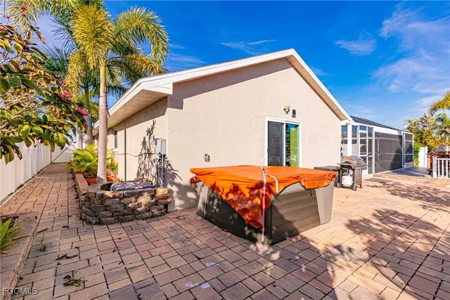 $735,000 | 2308 Everest Parkway, Cape Coral, FL 33904