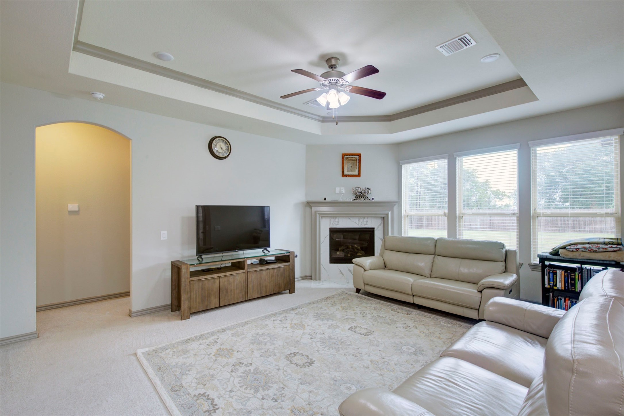 9643 Thimbleweed Drive Spring, TX 77379 - Photo 14 of 46 Gallery Image 14