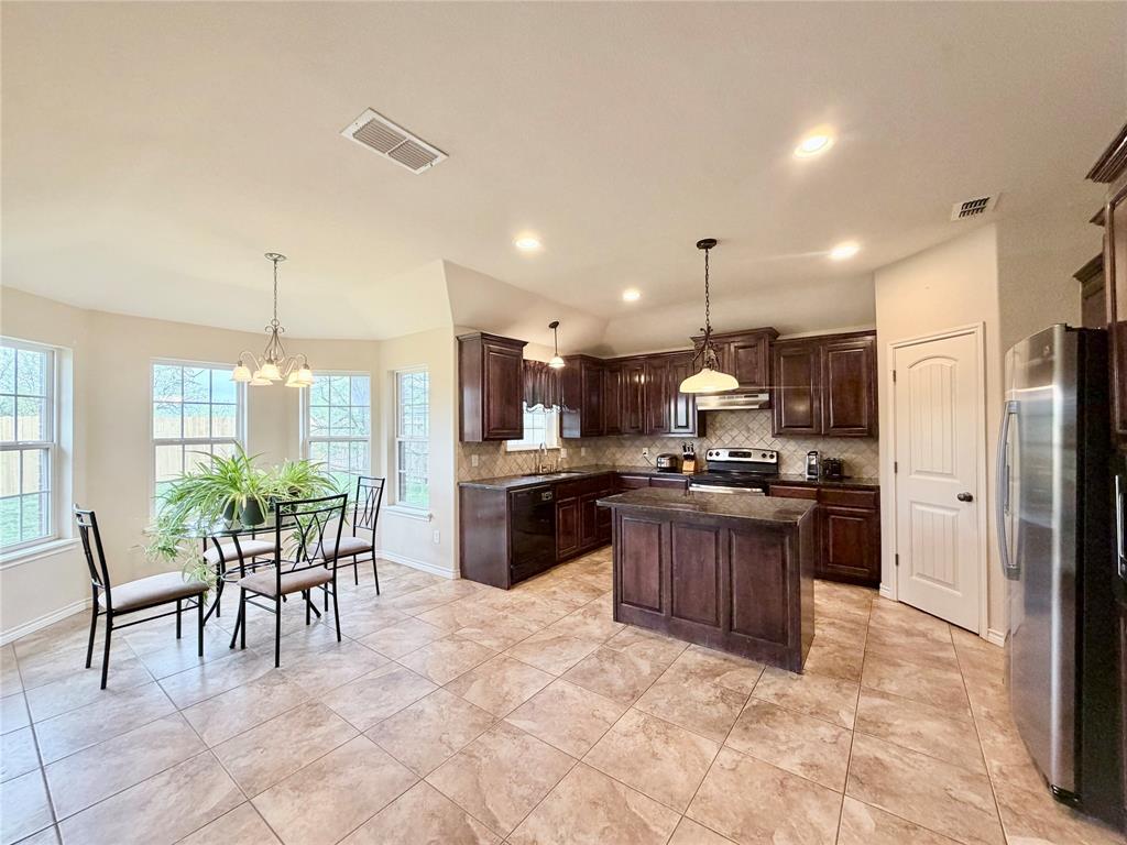 5617 Yellow Brick Road Abilene, TX 79602 - Photo 8 of 26