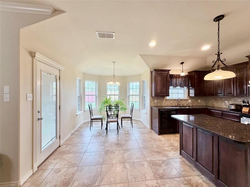 5617 Yellow Brick Road Abilene, TX 79602 - Photo 9 of 26