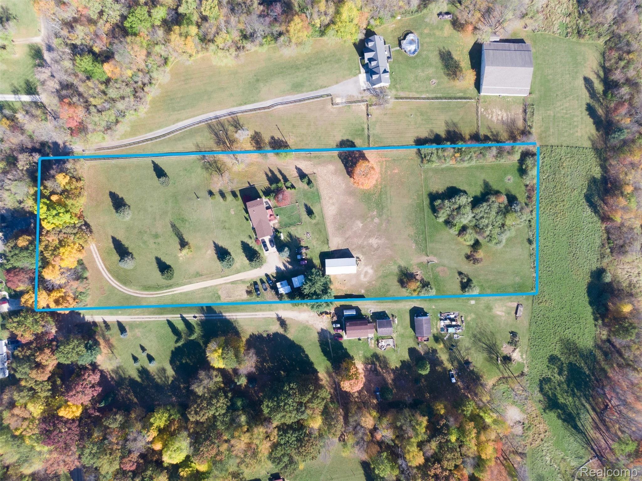 5353 Dutcher Road Howell, MI 48843 - Photo 4 of 8 5353 Dutcher Aerial.jpg