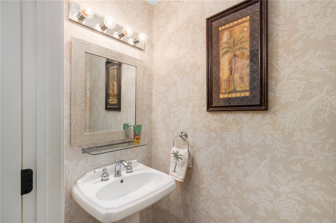 64 Channel View, Unit 4 Warwick, RI 02889 - Photo 24 of 46