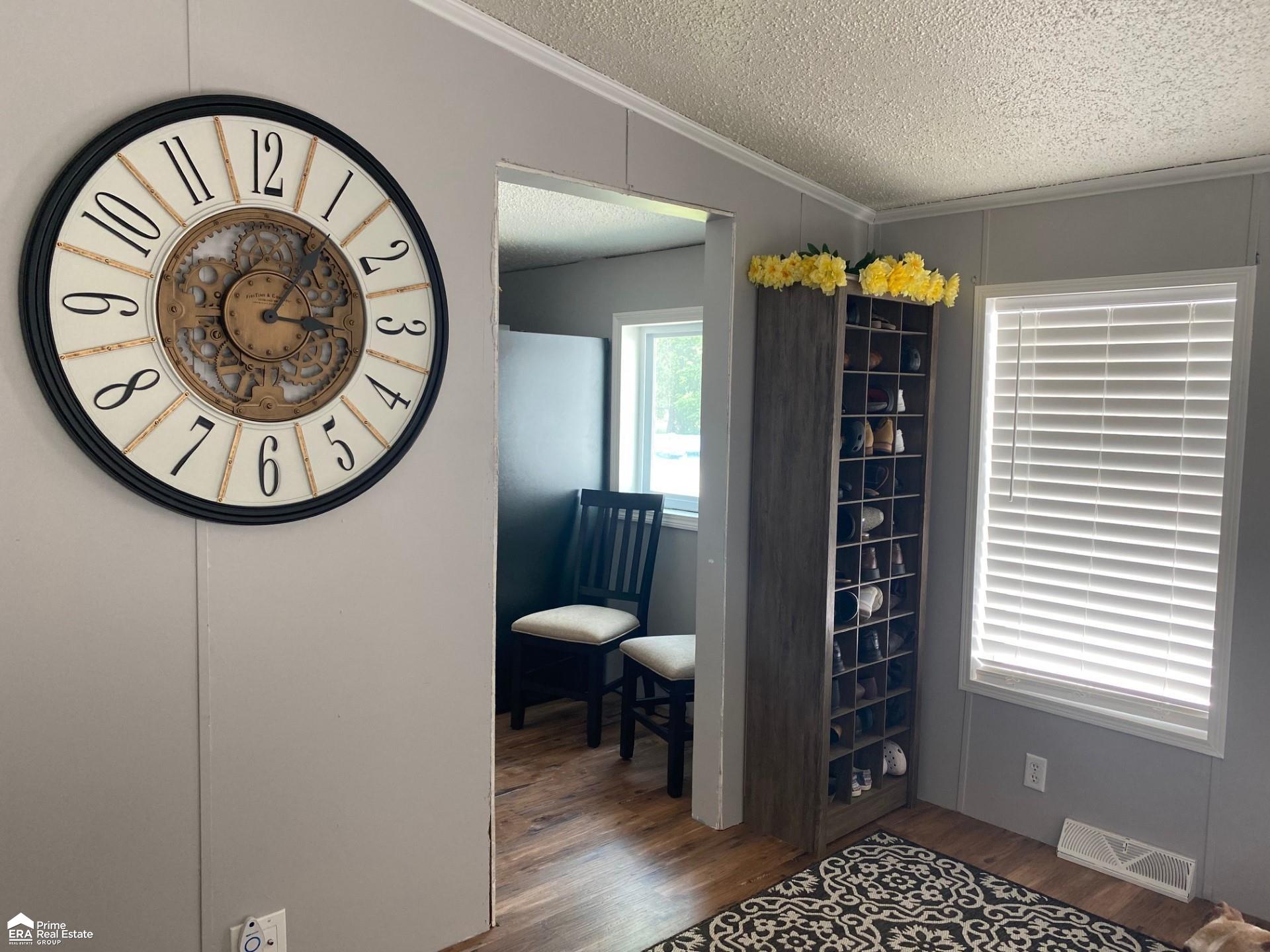 3030 North Belsay Road Flint, MI 48506 - Photo 11 of 34