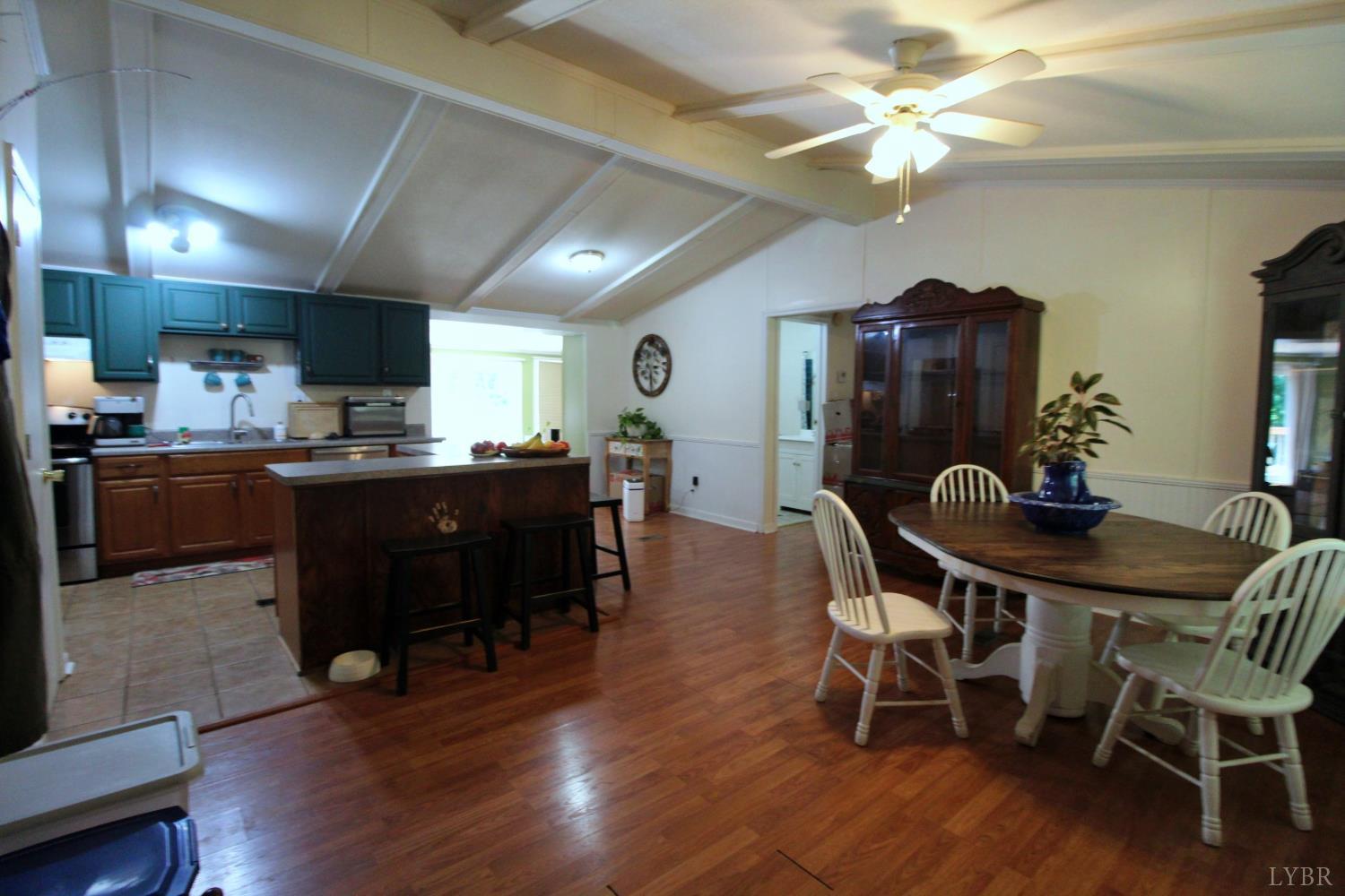 5008 Double Bridges Road Appomattox, VA 24522 - Photo 8 of 28