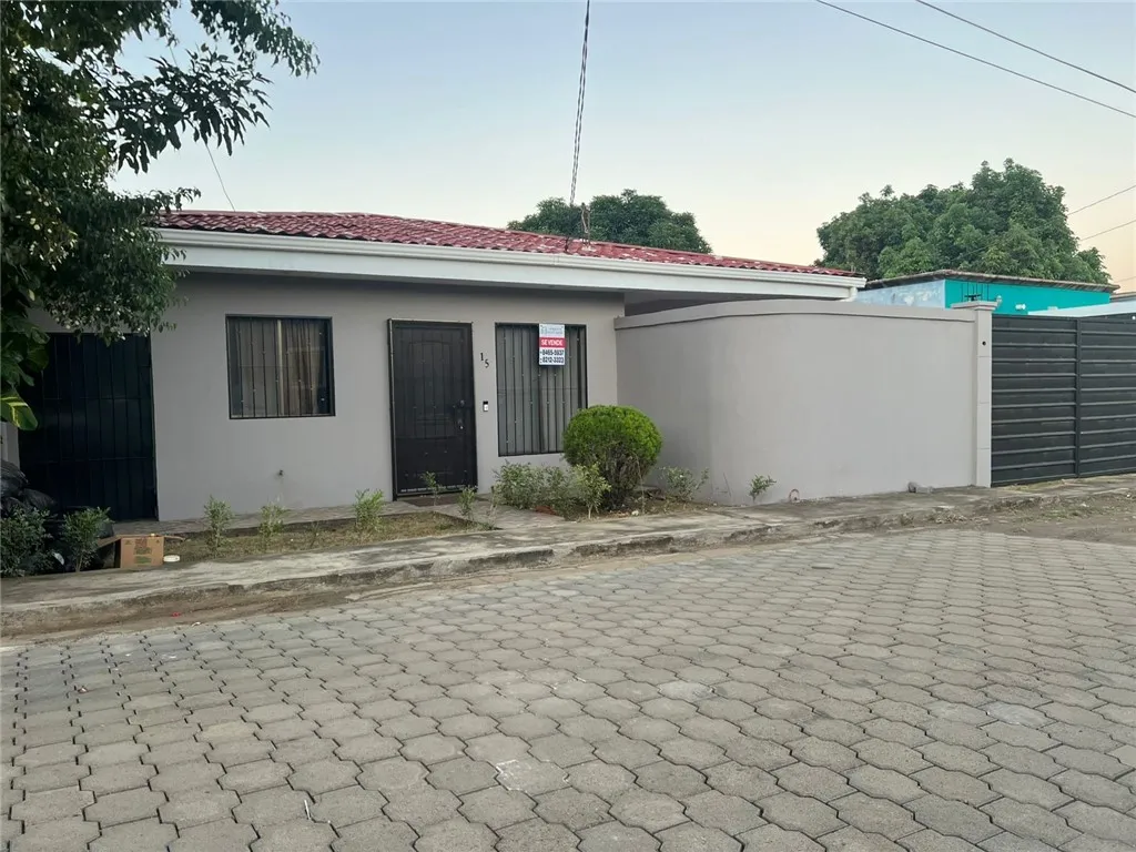 13 Masaya Highway Schenectady, OS 12345 - Photo 6 of 12 a backyard of a house