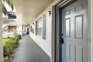 a view of a narrow alley