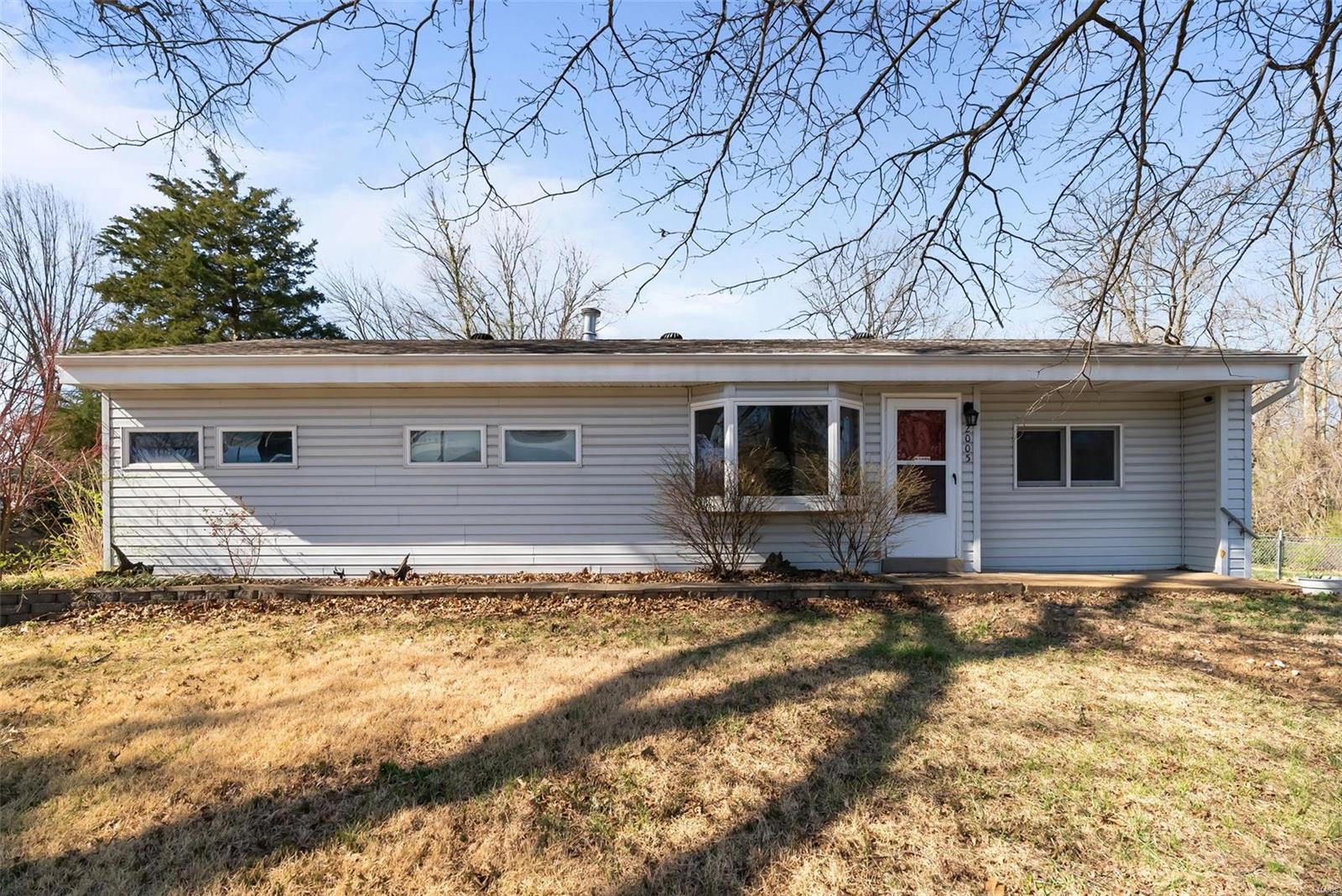 2005 Maple Lane Arnold, MO 63010 - Photo 1 of 40