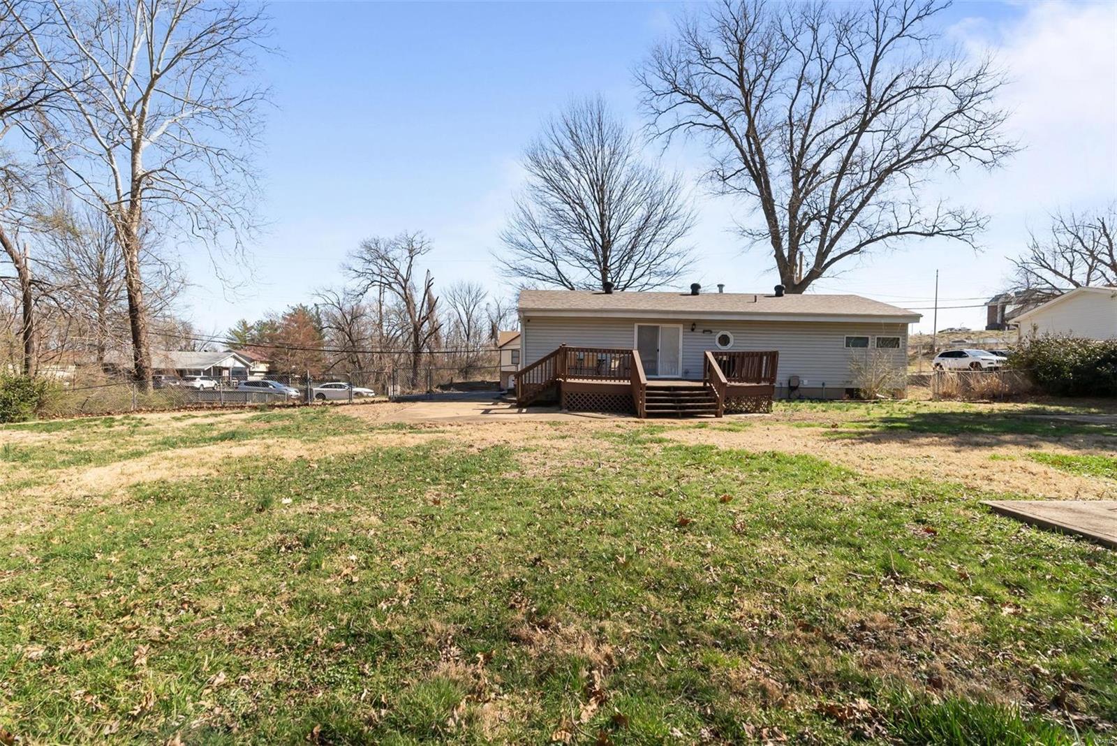 2005 Maple Lane Arnold, MO 63010 - Photo 4 of 40