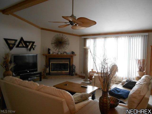 5894 Pymatuning Lake Road Andover, OH 44003 - Photo 4 of 22 LIVING ROOM