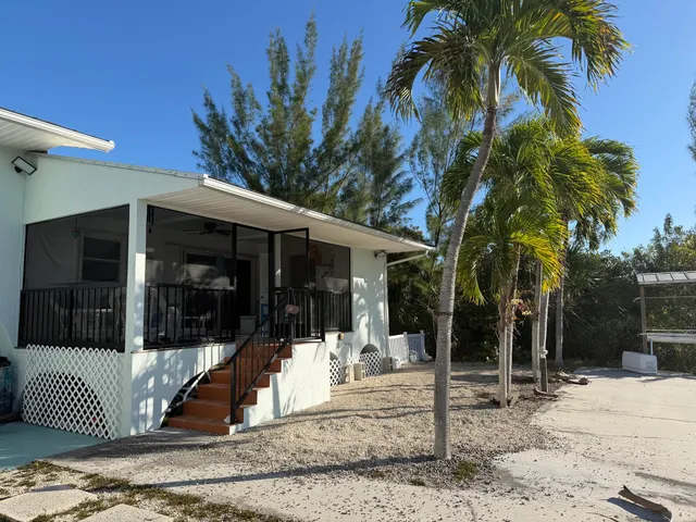 $825,000 | 1634 Lantana Lane, Big Pine Key, FL 33043