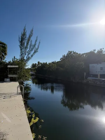 $825,000 | 1634 Lantana Lane, Big Pine Key, FL 33043