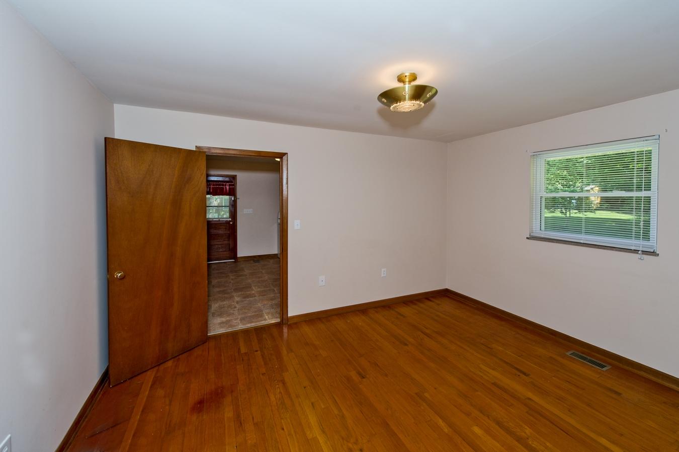 5703 Magazine Road Knoxville, TN 37920 - Photo 14 of 25 _HOB2845-Edit-Edit