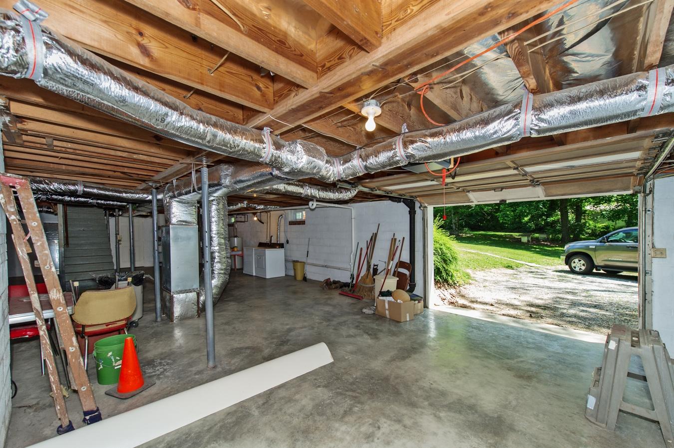 5703 Magazine Road Knoxville, TN 37920 - Photo 22 of 25 _HOB2849-Edit