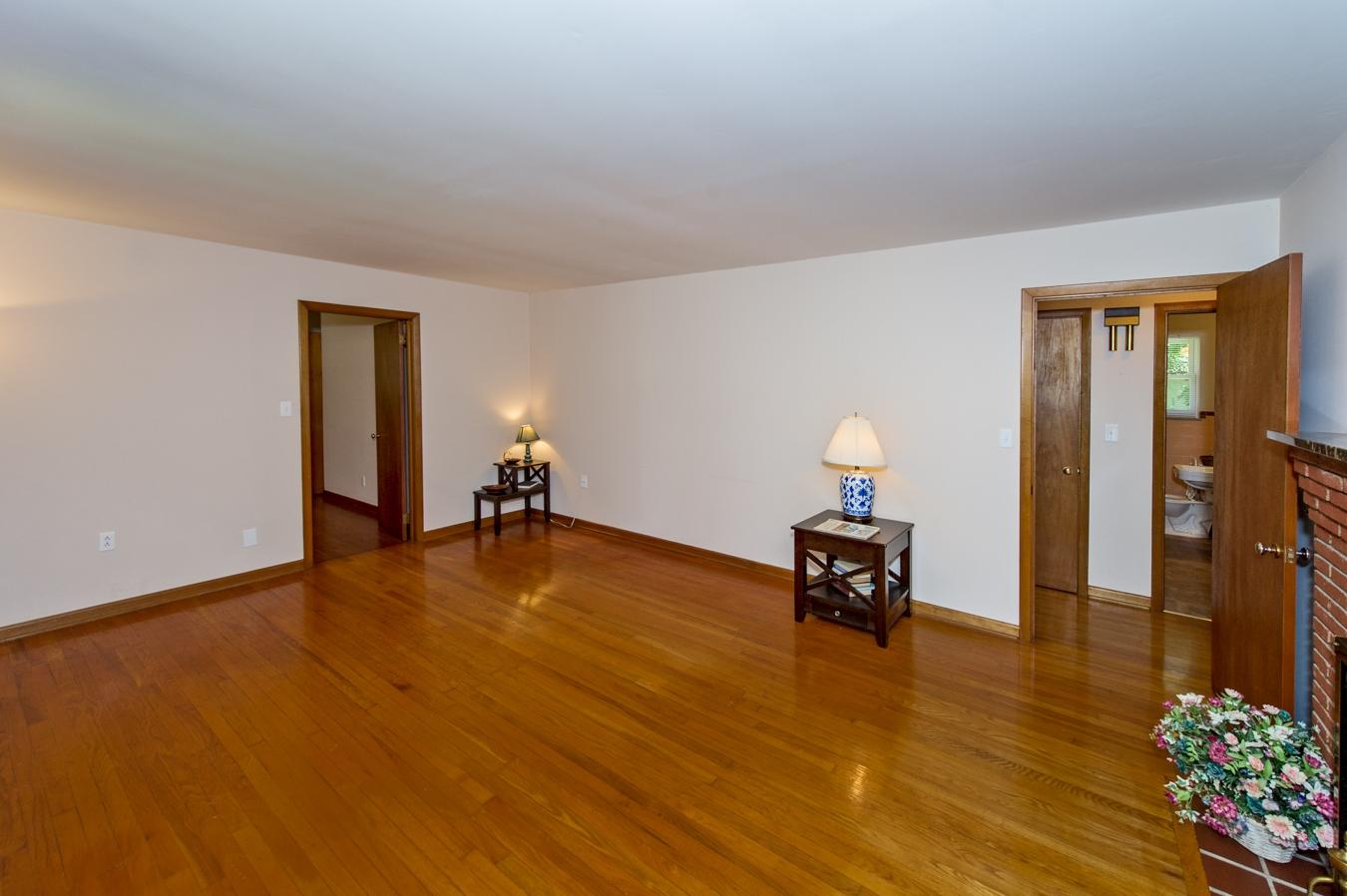 5703 Magazine Road Knoxville, TN 37920 - Photo 8 of 25 _HOB2839-Edit