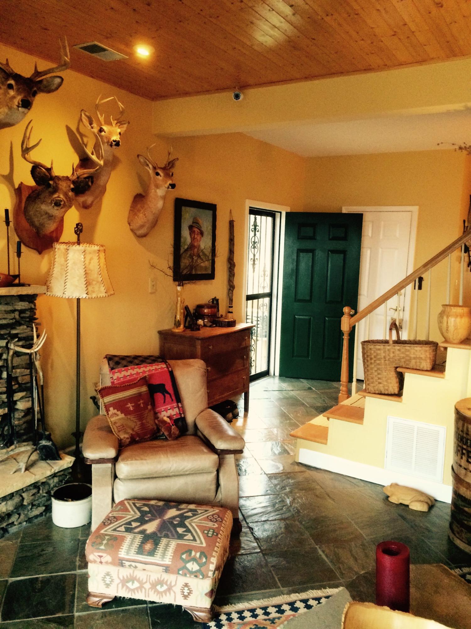 3554 Valley View Road Crossville, TN 38572 - Photo 9 of 31 livingroom4.jpg