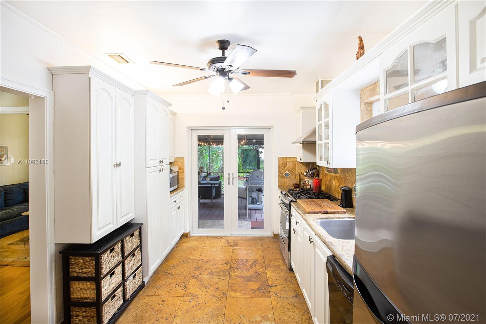 120 Southwest 25th Road Miami, FL 33129 - Photo 12 of 33