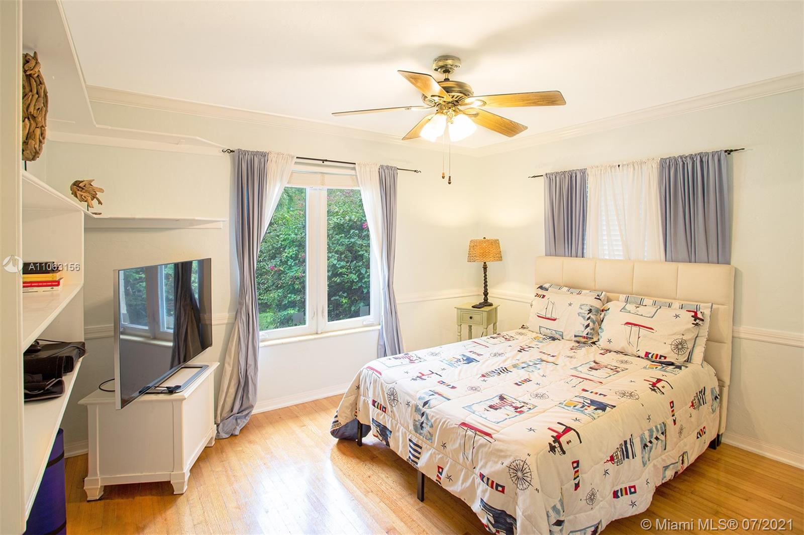 120 Southwest 25th Road Miami, FL 33129 - Photo 21 of 33
