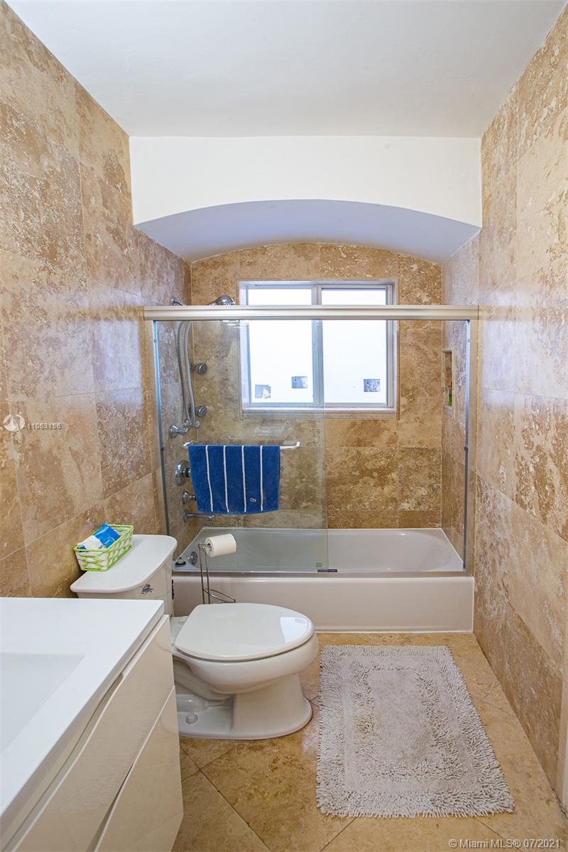 120 Southwest 25th Road Miami, FL 33129 - Photo 25 of 33