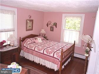 719 New London Road Newark, DE 19711 - Photo 9 of 12 Bedroom 3