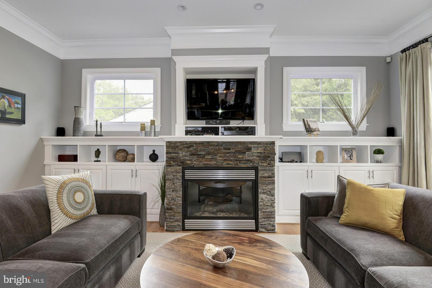 4805 Edgefield Road Bethesda, MD 20814 - Photo 11 of 30 Family Room