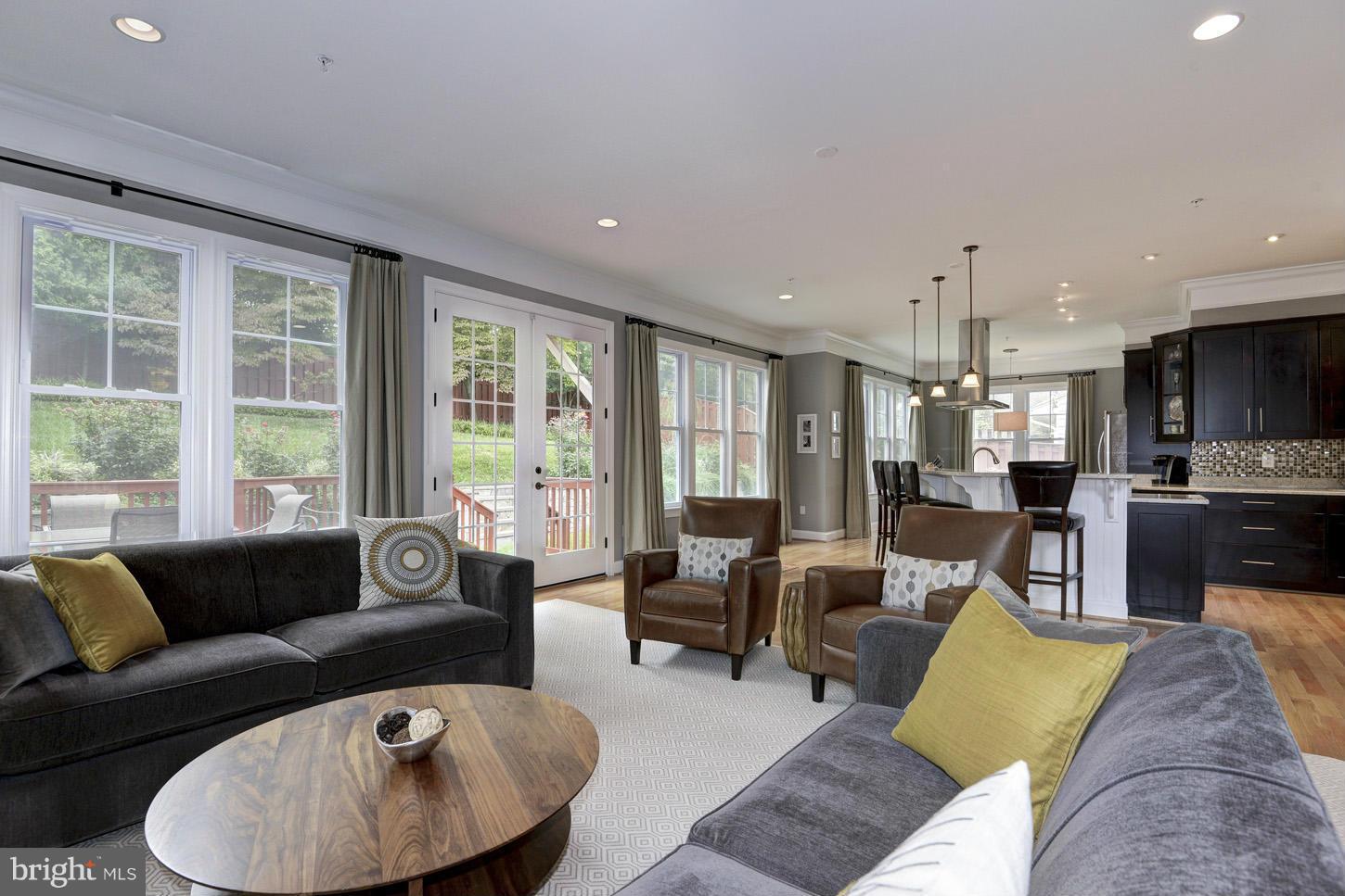 4805 Edgefield Road Bethesda, MD 20814 - Photo 12 of 30 Family Room