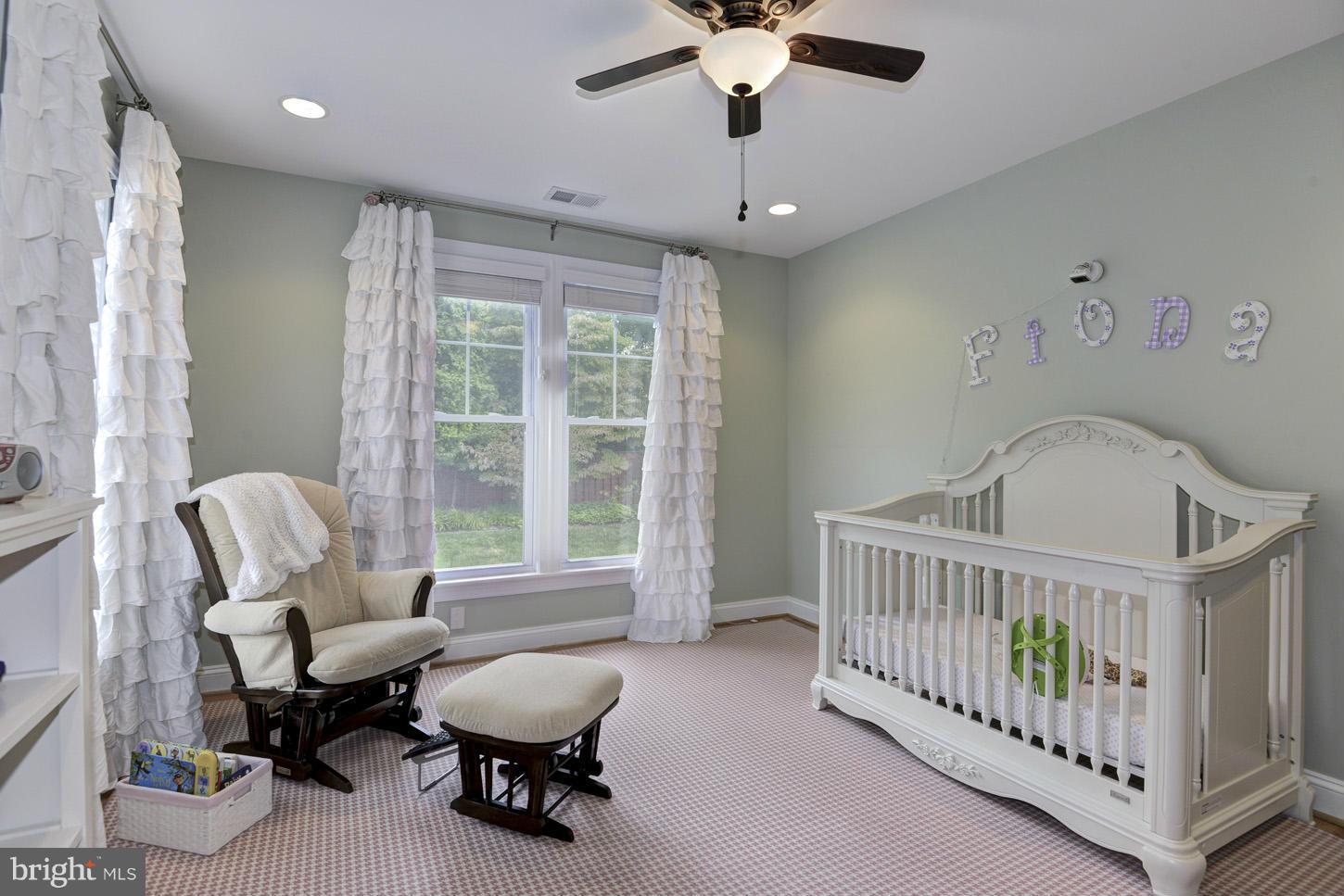 4805 Edgefield Road Bethesda, MD 20814 - Photo 15 of 30 Bedroom