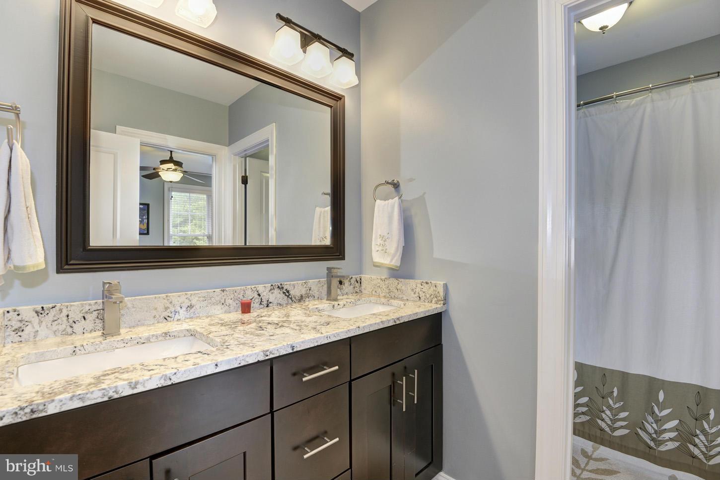 4805 Edgefield Road Bethesda, MD 20814 - Photo 24 of 30 Bath
