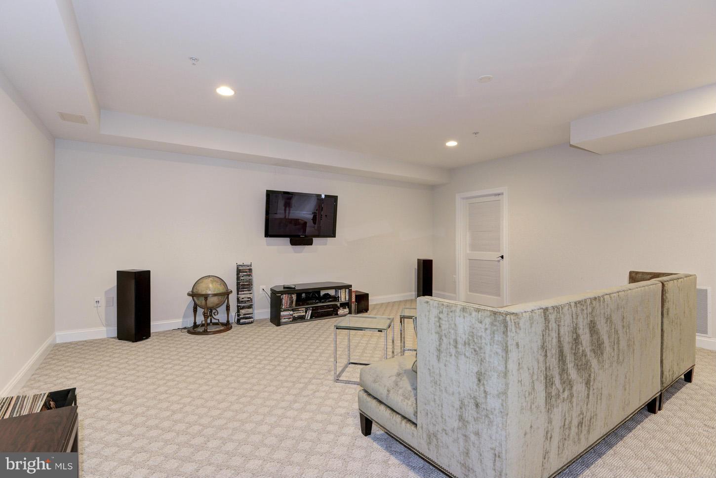 4805 Edgefield Road Bethesda, MD 20814 - Photo 25 of 30 Basement