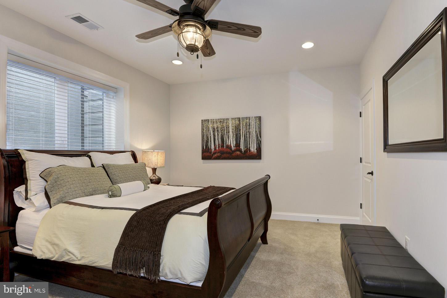 4805 Edgefield Road Bethesda, MD 20814 - Photo 28 of 30 Bedroom