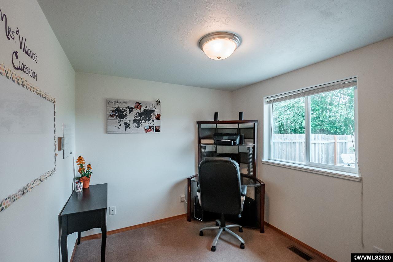 2160 Del Rio Avenue Southeast Albany, OR 97322 - Photo 26 of 42 Gallery Image 26