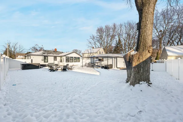 $224,900 | 913 Jefferson Street, Menasha, WI 54952