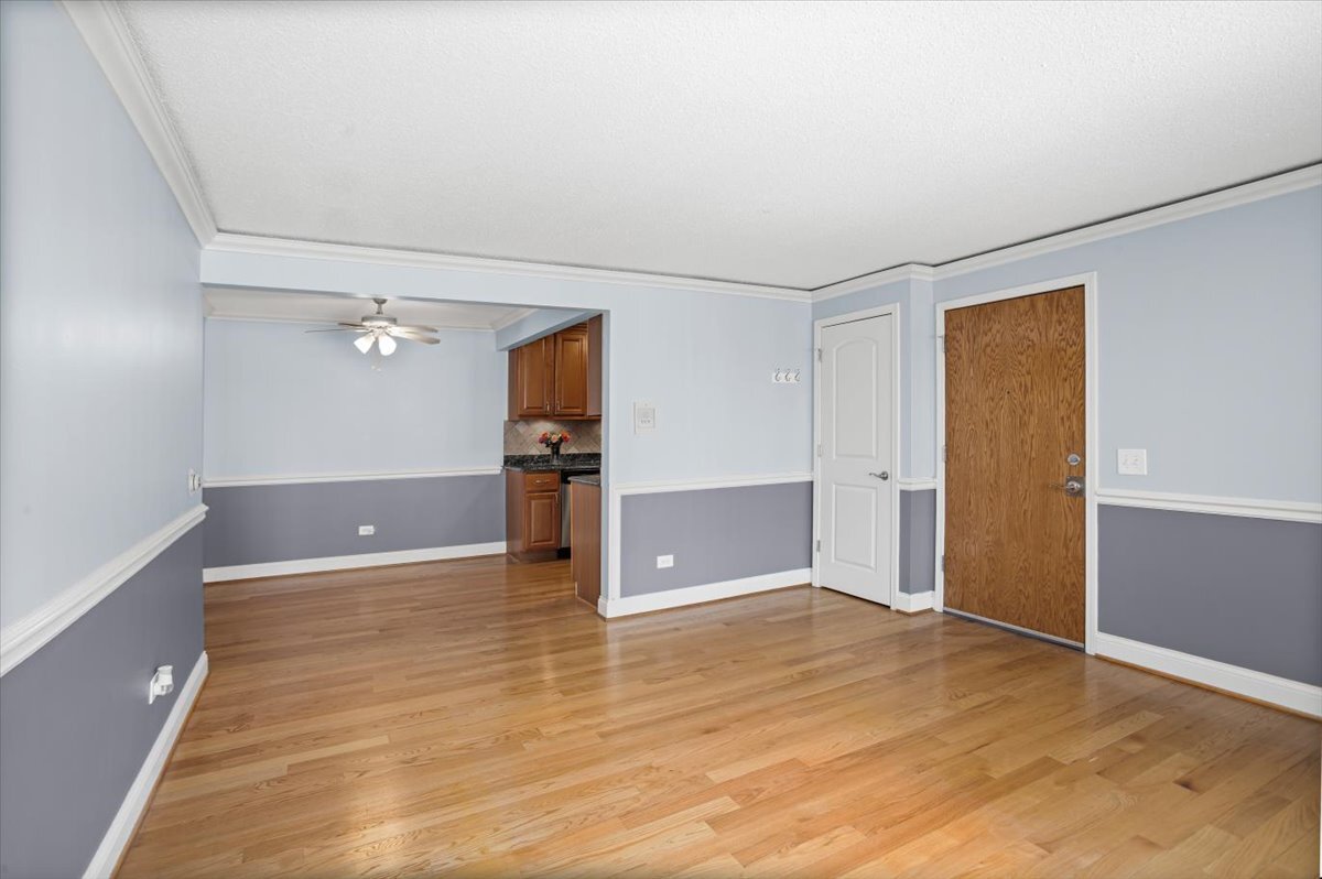 4931 North East River Road, Unit 2A Norridge, IL 60706 - Photo 3 of 10