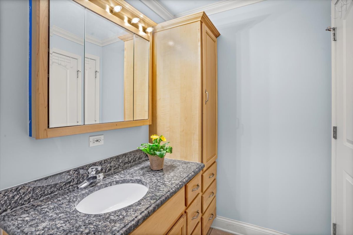 4931 North East River Road, Unit 2A Norridge, IL 60706 - Photo 10 of 10
