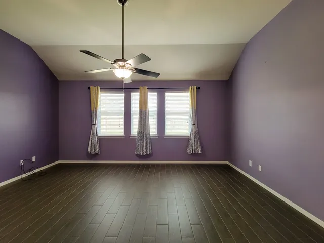 $2,900 | 805 Arlington Pointe Drive, League City, TX 77573