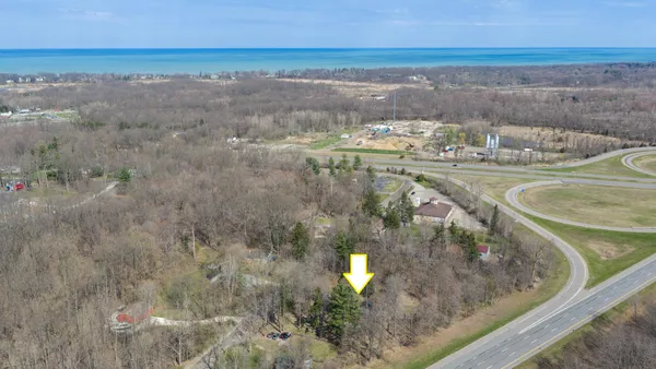 $192,600 | 17859 Behner Road, New Buffalo, MI 49117