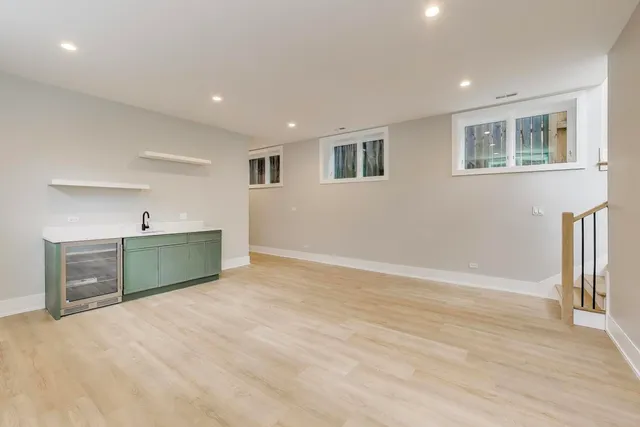 $1,399,000 | 3929 North Francisco Avenue, Chicago, IL 60618