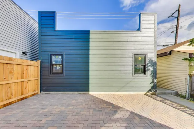 $1,399,000 | 3929 North Francisco Avenue, Chicago, IL 60618