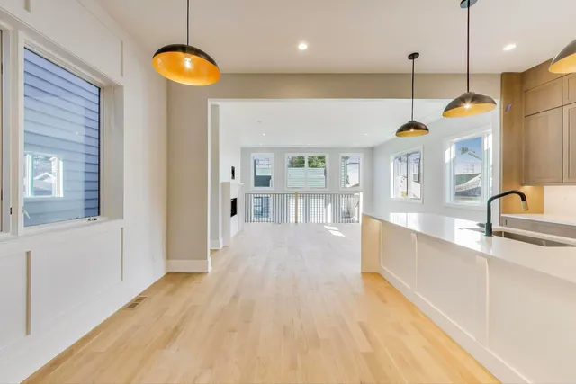 $1,399,000 | 3929 North Francisco Avenue, Chicago, IL 60618