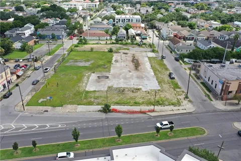 $3,900,000 | 3101 Tulane Avenue, New Orleans, LA 70119