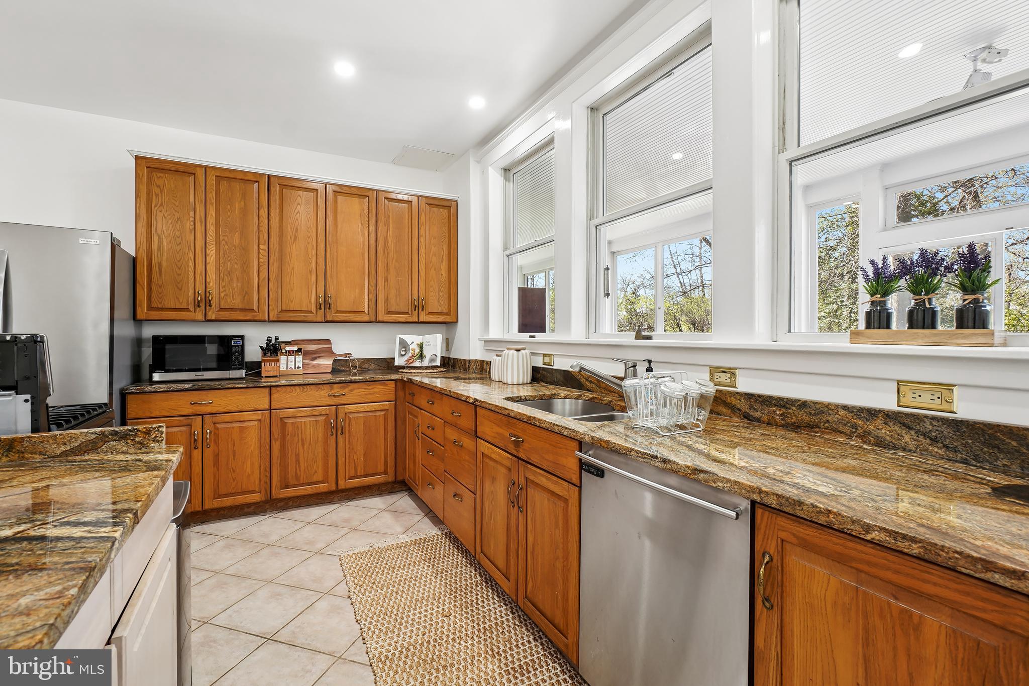 7212 Blair Road Northwest Washington, DC 20012 - Photo 14 of 55 Stainless Steel Appliances