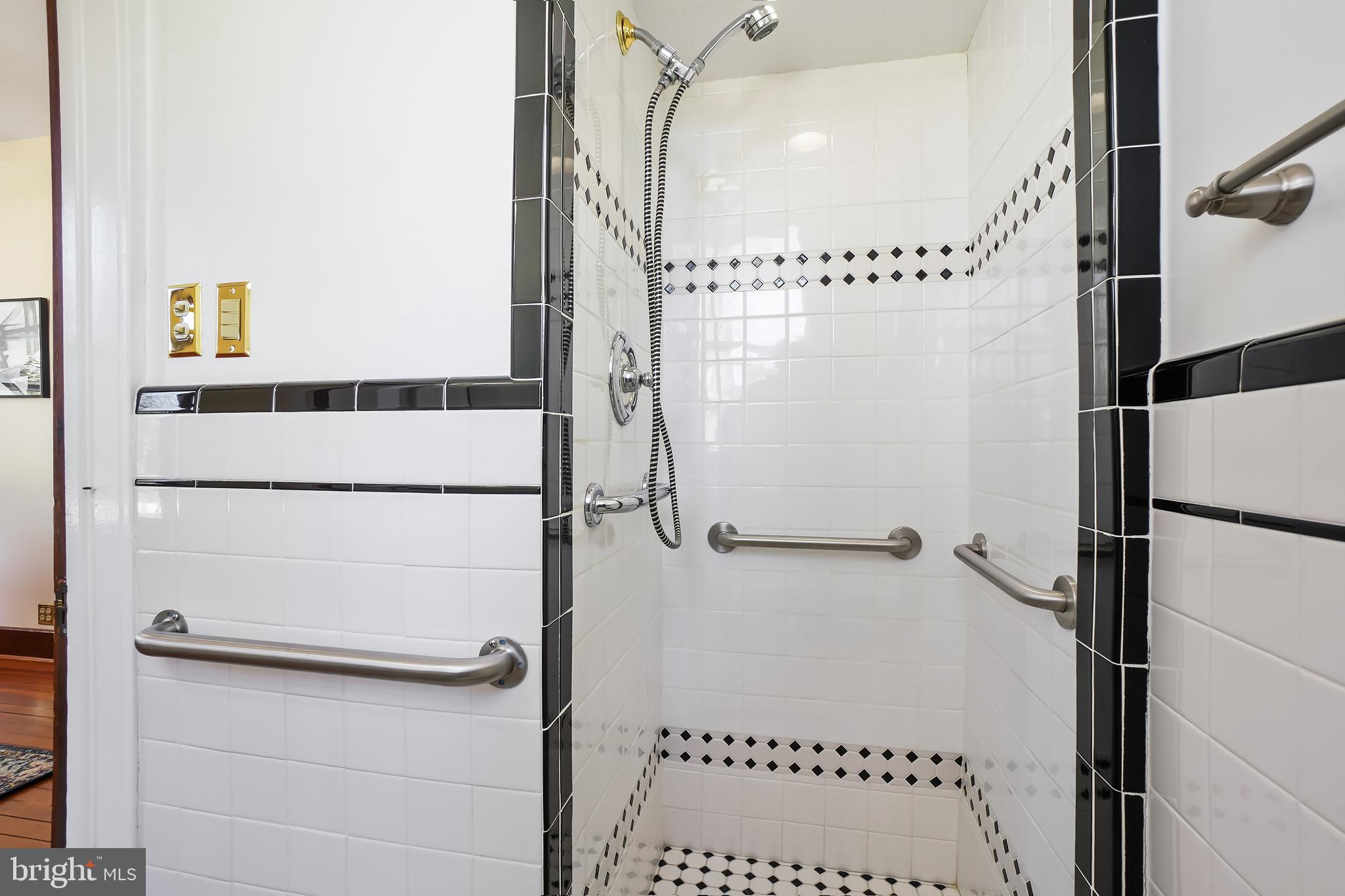 7212 Blair Road Northwest Washington, DC 20012 - Photo 22 of 55 En-Suite Shower